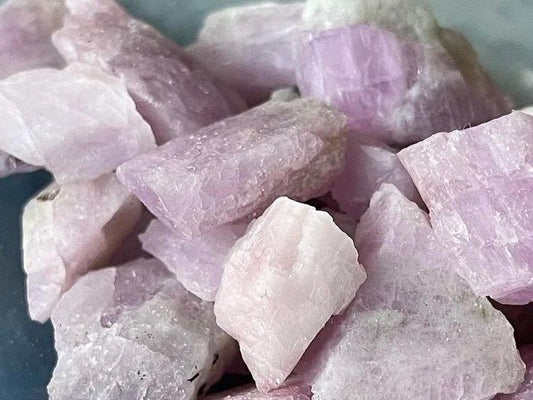 Kunzite Rough Stones
